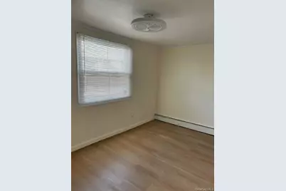 190-24 102nd Avenue #First floor, Hollis, NY 11423 - Photo 6