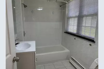 190-24 102nd Avenue #First floor, Hollis, NY 11423 - Photo 10