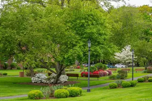 9 Bryant Crescent, White Plains, NY 10605 - Photo 4