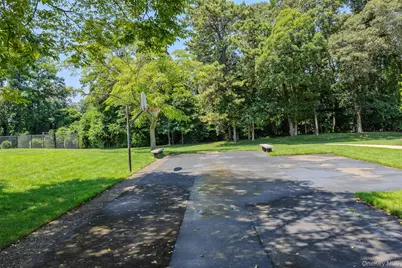 655 Middle Country Road #1G1, Coram, NY 11727 - Photo 14