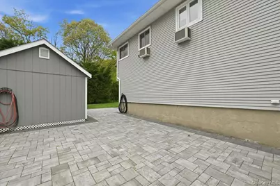 1811 Wilson Avenue, Merrick, NY 11566 - Photo 42