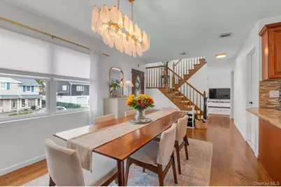 27 Radcliffe Road, Island Park, NY 11558 - Photo 4
