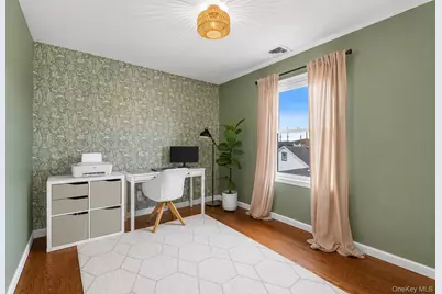 27 Radcliffe Road, Island Park, NY 11558 - Photo 16