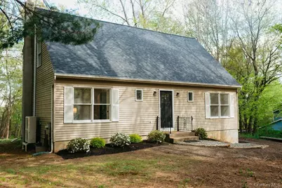 3 Seymour Drive, Red Hook, NY 12571 - Photo 1