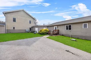 118 Willow Way, Rhinebeck, NY 12572 - Photo 2