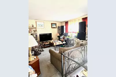 551 Spur Drive N, Bay Shore, NY 11706 - Photo 4