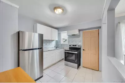 1050 Stewart Avenue, Bethpage, NY 11714 - Photo 14