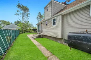 1050 Stewart Ave, Bethpage, NY 11714 - Photo 32
