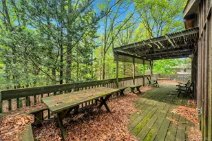 179 Gnarled Hollow Rd, East Setauket, NY 11733 - Photo 10