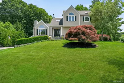 3160 Arbour Lane, Yorktown Heights, NY 10598 - Photo 2