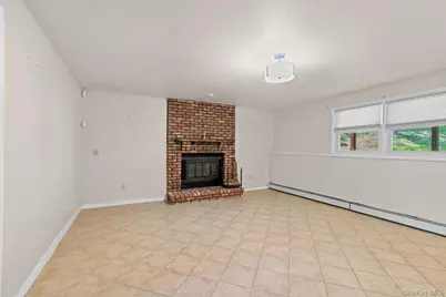 9 Jackson Street, Highland Mills, NY 10930 - Photo 22