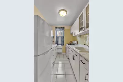83-35 139 Street #5 S, Briarwood, NY 11435 - Photo 8