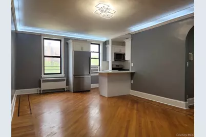 1 Broad Parkway #5 H, White Plains, NY 10601 - Photo 4