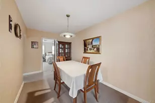 61-10 76th St, Middle Village, NY 11379 - Photo 18