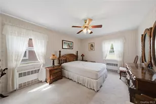 61-10 76th St, Middle Village, NY 11379 - Photo 12