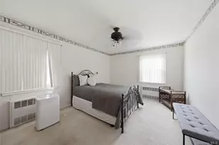 61-10 76th St, Middle Village, NY 11379 - Photo 22