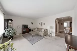 61-10 76th St, Middle Village, NY 11379 - Photo 16
