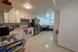 82-96 Country Pointe Cir, Queens Village, NY 11427 - Photo 6