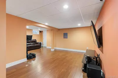 17 Erita Lane, Smithtown, NY 11787 - Photo 28