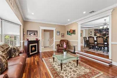 17 Erita Lane, Smithtown, NY 11787 - Photo 4
