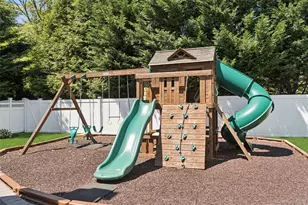 17 Erita Ln, Smithtown, NY 11787 - Photo 38