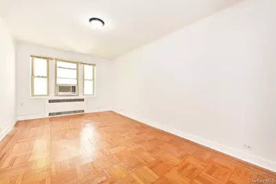 84-49 168th Street #1F, Jamaica, NY 11432 - Photo 6