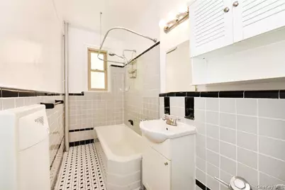 84-49 168th Street #1F, Jamaica, NY 11432 - Photo 14