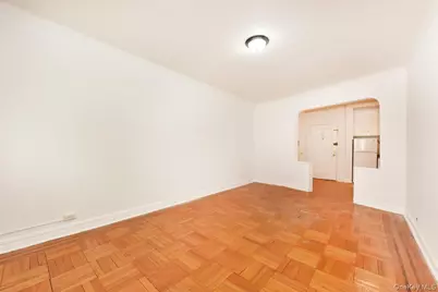 84-49 168th Street #1F, Jamaica, NY 11432 - Photo 4
