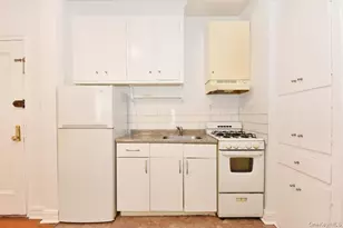 84-49 168th St, Jamaica, NY 11432 - Photo 8