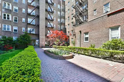 84-49 168th Street #1F, Jamaica, NY 11432 - Photo 18