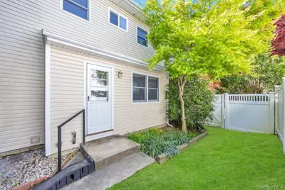 18 Columbine Lane, Kings Park, NY 11754 - Photo 8
