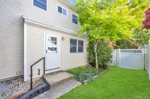 18 Columbine Ln, Kings Park, NY 11754 - Photo 8