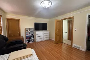 5143 Bell Blvd, Bayside, NY 11364 - Photo 2