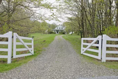 292 Mountain View Road, Rhinebeck, NY 12572 - Photo 2