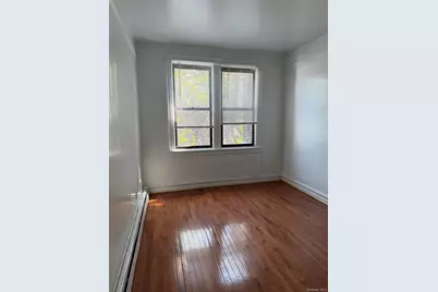 40-09 149th Place, Flushing, NY 11354 - Photo 2