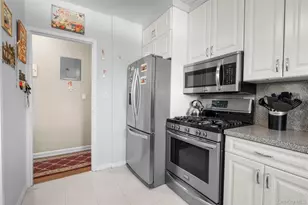 4 Channing Pl, Eastchester, NY 10709 - Photo 6