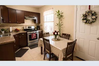 13720 130th Avenue, Jamaica, NY 11436 - Photo 4