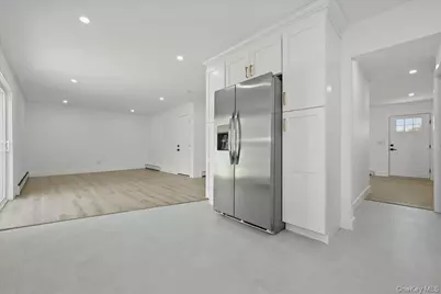 28 Gabon Lane, Coram, NY 11727 - Photo 18