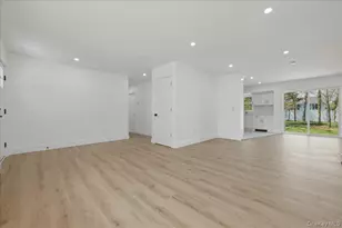 28 Gabon Ln, Coram, NY 11727 - Photo 6