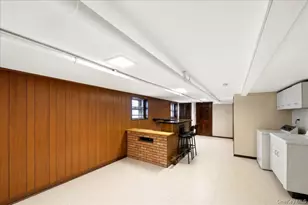 1432 Hobart Ave, Bronx, NY 10461 - Photo 22