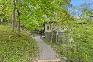 324 W Lake Blvd, Mahopac, NY 10541 - Photo 6