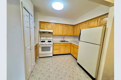 5607 Junction Blvd, Elmhurst, NY 11373 - Photo 6