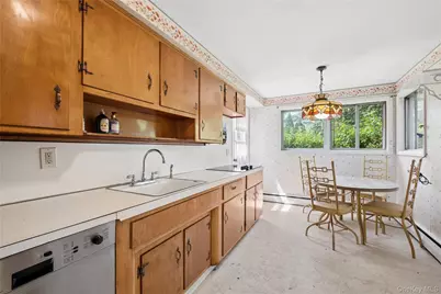 26 Southern Road, Hartsdale, NY 10530 - Photo 18