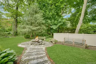 21 Benedict Rd, White Plains, NY 10607 - Photo 24