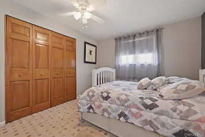 244 Mercury Street, East Meadow, NY 11554 - Photo 26