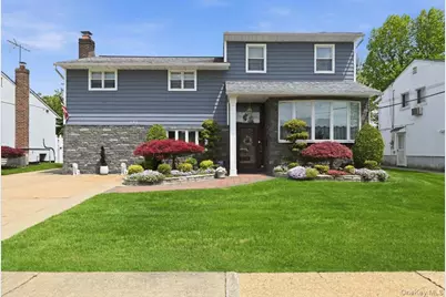 244 Mercury Street, East Meadow, NY 11554 - Photo 2