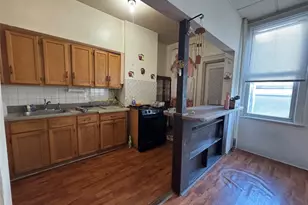 63-53 60th Pl, Ridgewood, NY 11385 - Photo 14