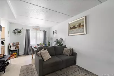 187 Beach 59th Street, Arverne, NY 11692 - Photo 4
