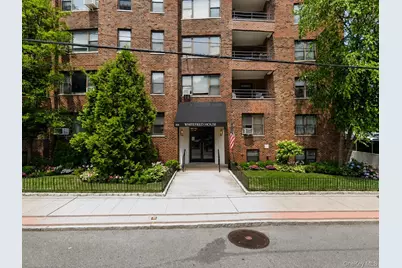 325 Main Street #5D, White Plains, NY 10601 - Photo 1