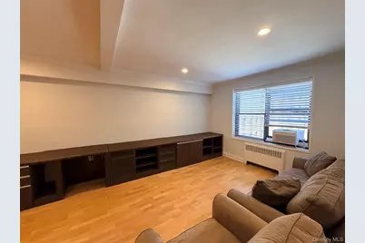 325 Main Street #5D, White Plains, NY 10601 - Photo 12
